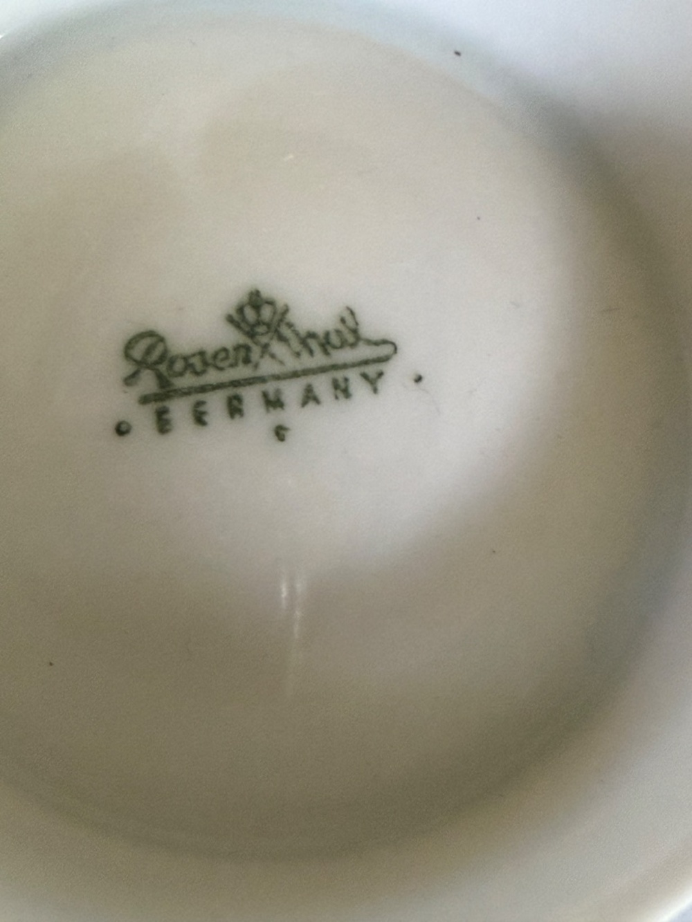 Rosenthal China Raymond Loewy Crystalline Blue Teacups & Saucers (set of 4) - Picture 4 of 5